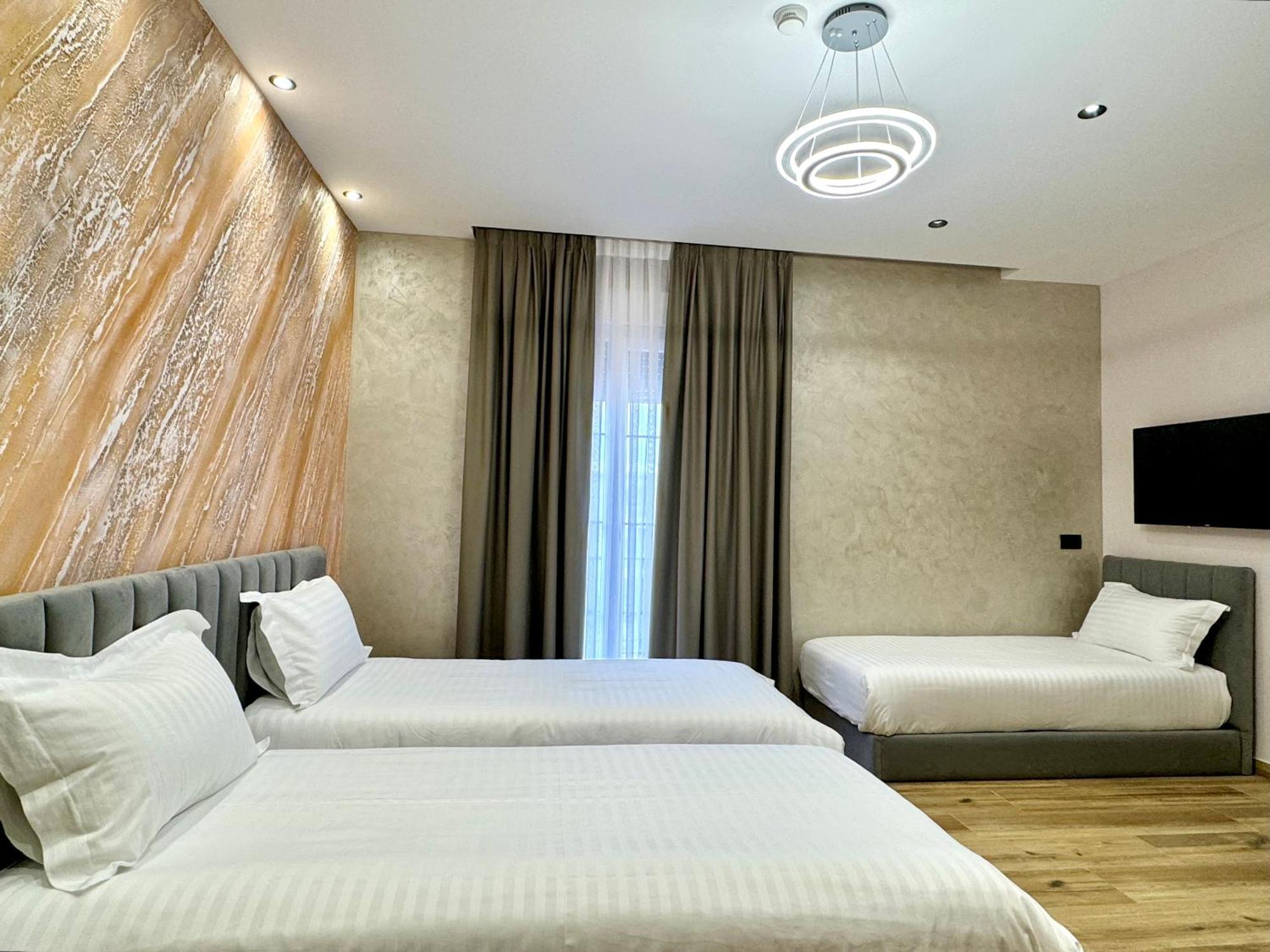 Residence Inn Hotel Tiranë Ngoại thất bức ảnh