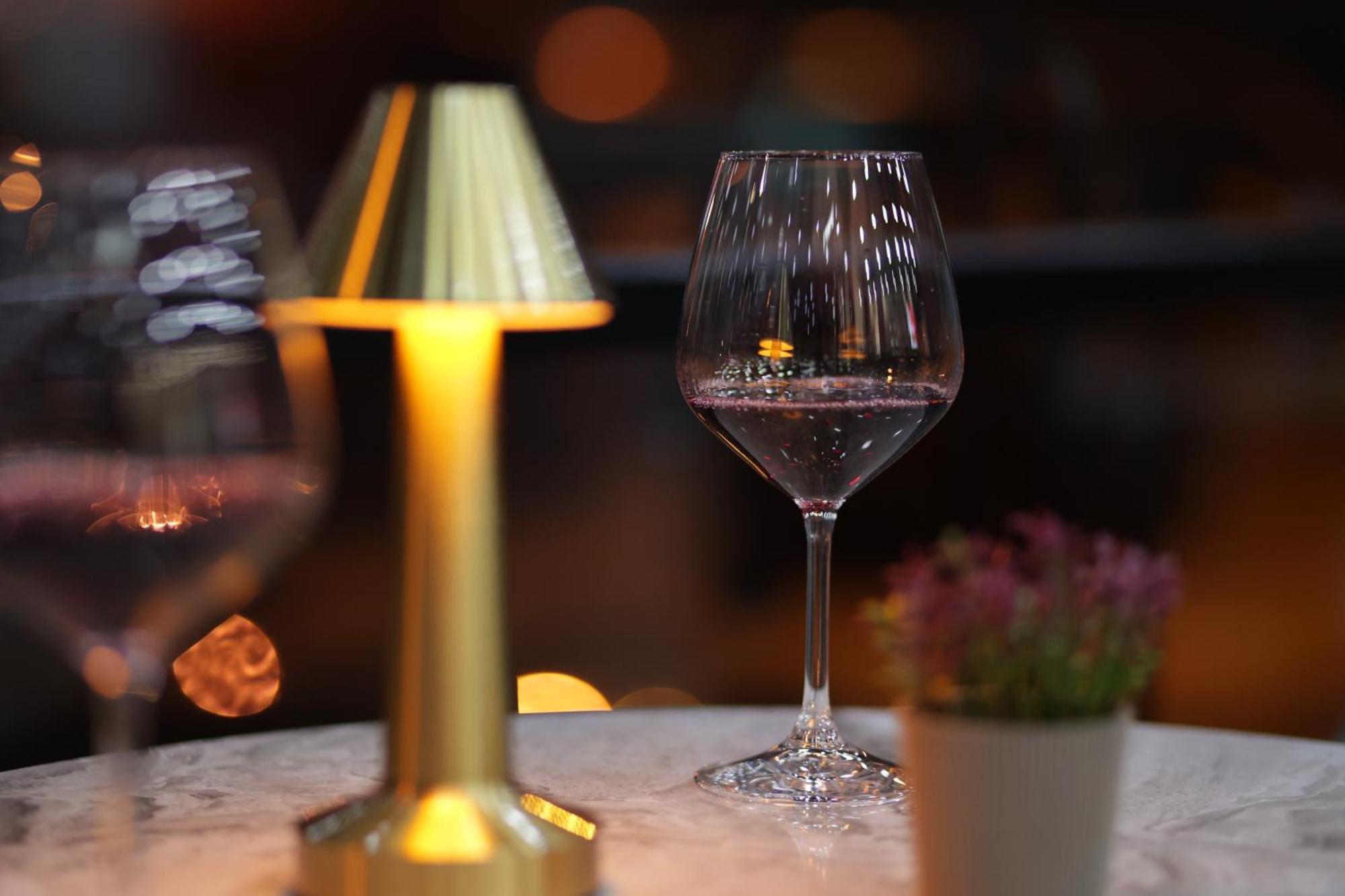 Residence Inn Hotel Tiranë Ngoại thất bức ảnh