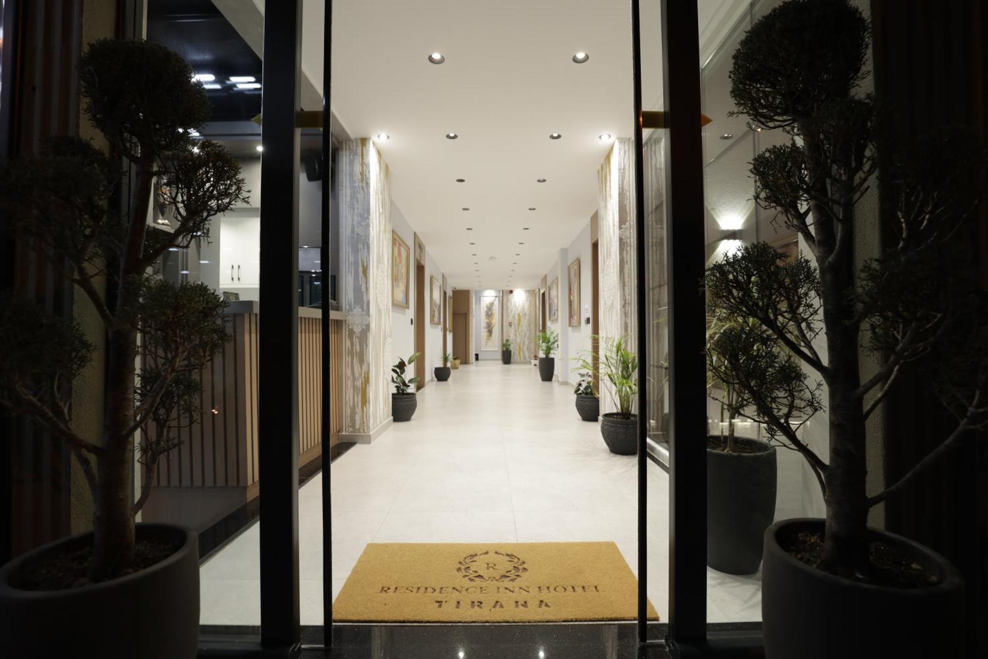 Residence Inn Hotel Tiranë Ngoại thất bức ảnh