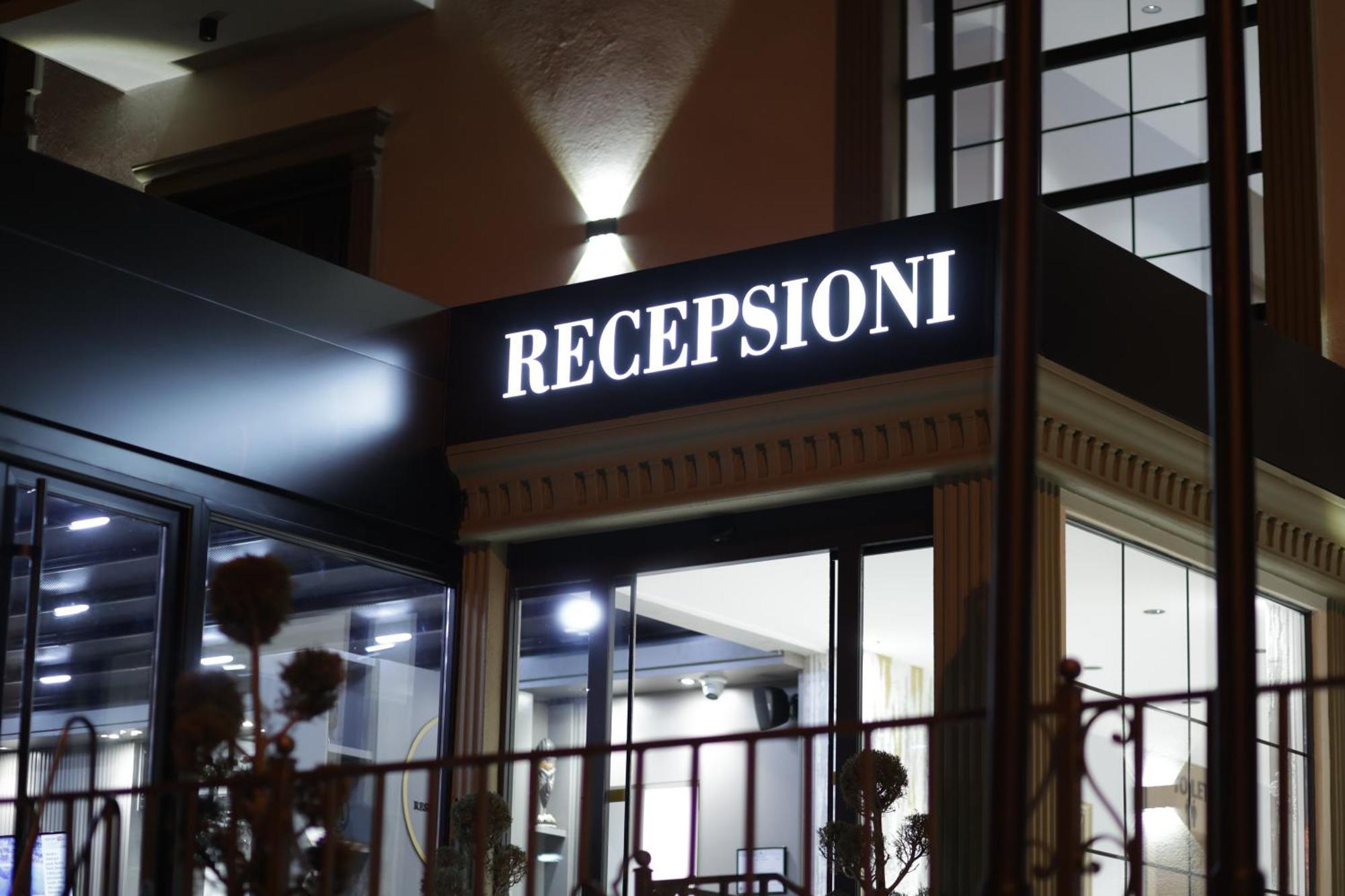 Residence Inn Hotel Tiranë Ngoại thất bức ảnh