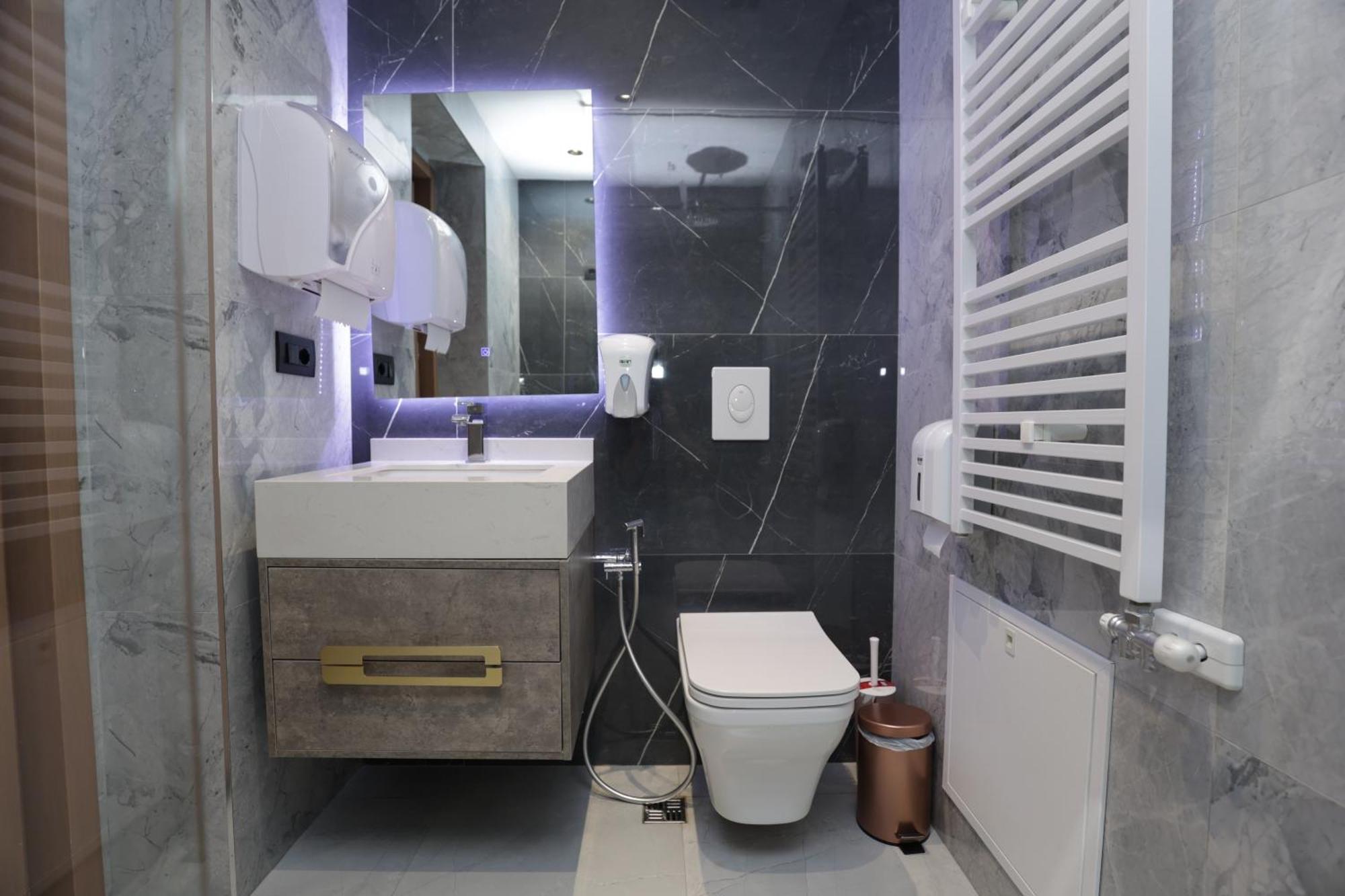 Residence Inn Hotel Tiranë Ngoại thất bức ảnh