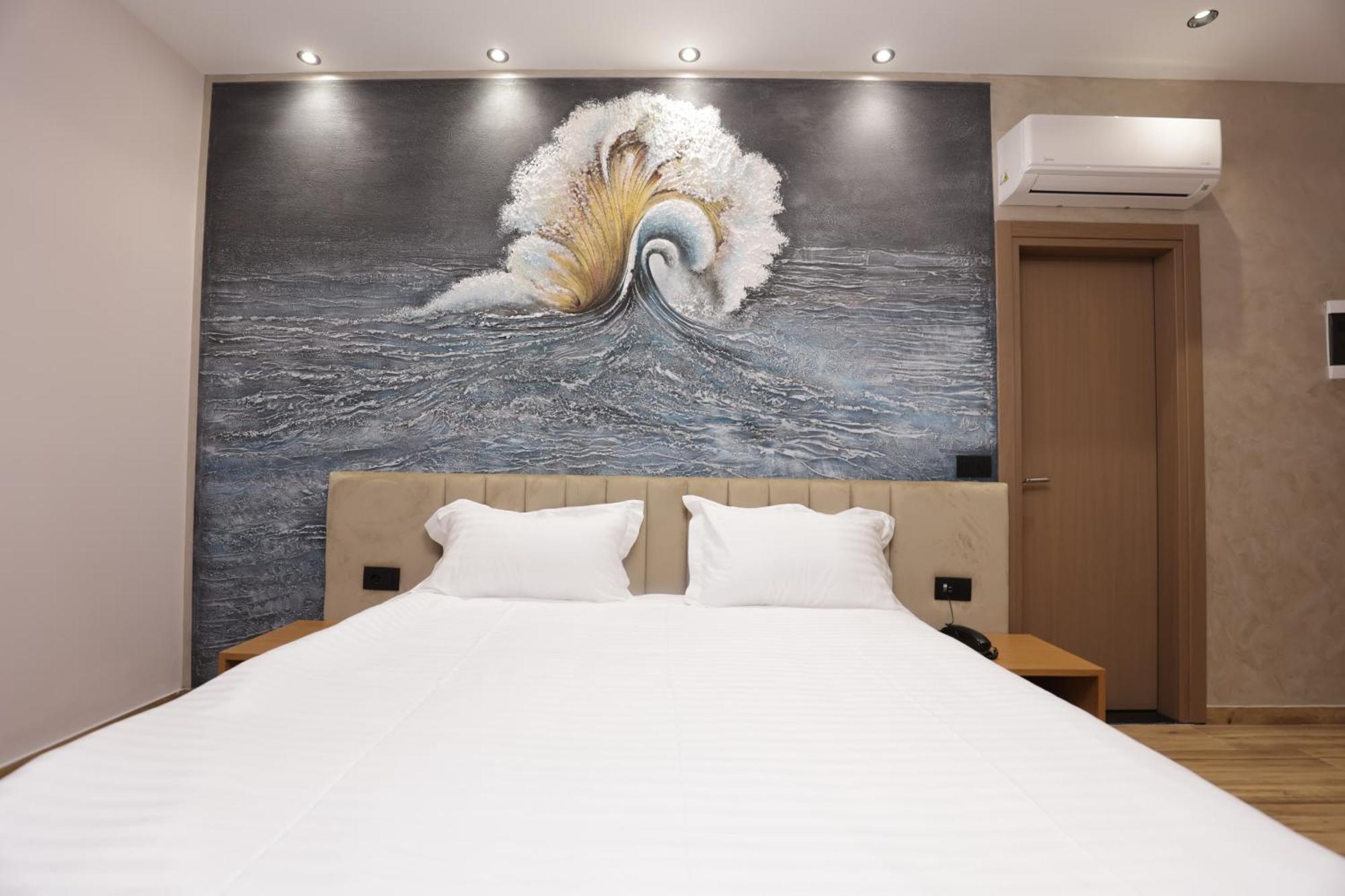 Residence Inn Hotel Tiranë Ngoại thất bức ảnh