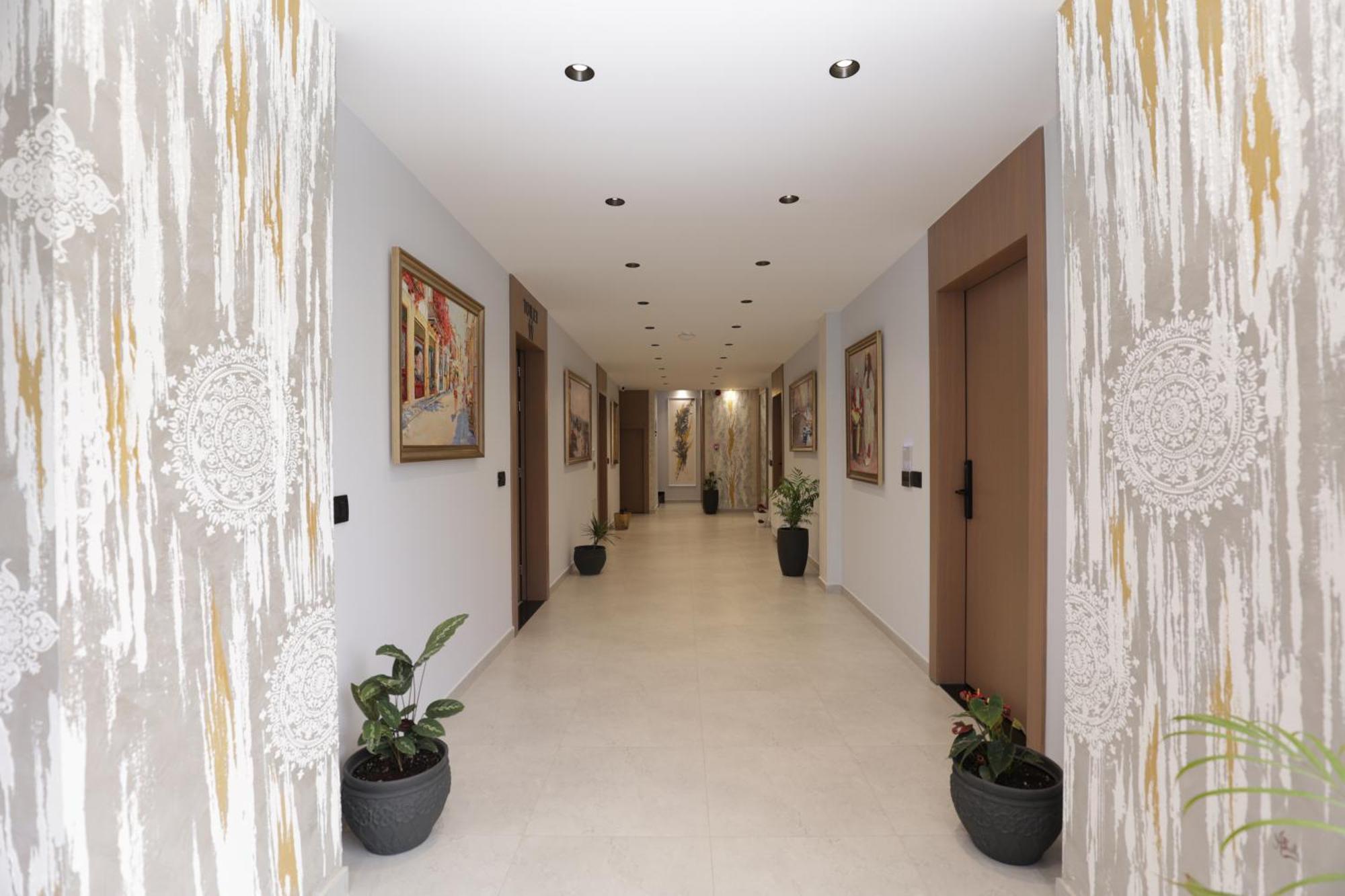 Residence Inn Hotel Tiranë Ngoại thất bức ảnh