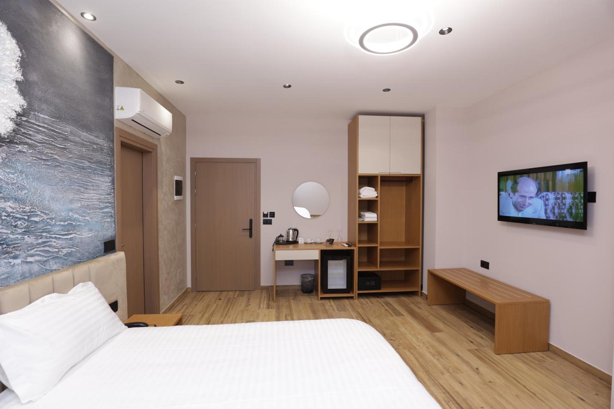 Residence Inn Hotel Tiranë Ngoại thất bức ảnh